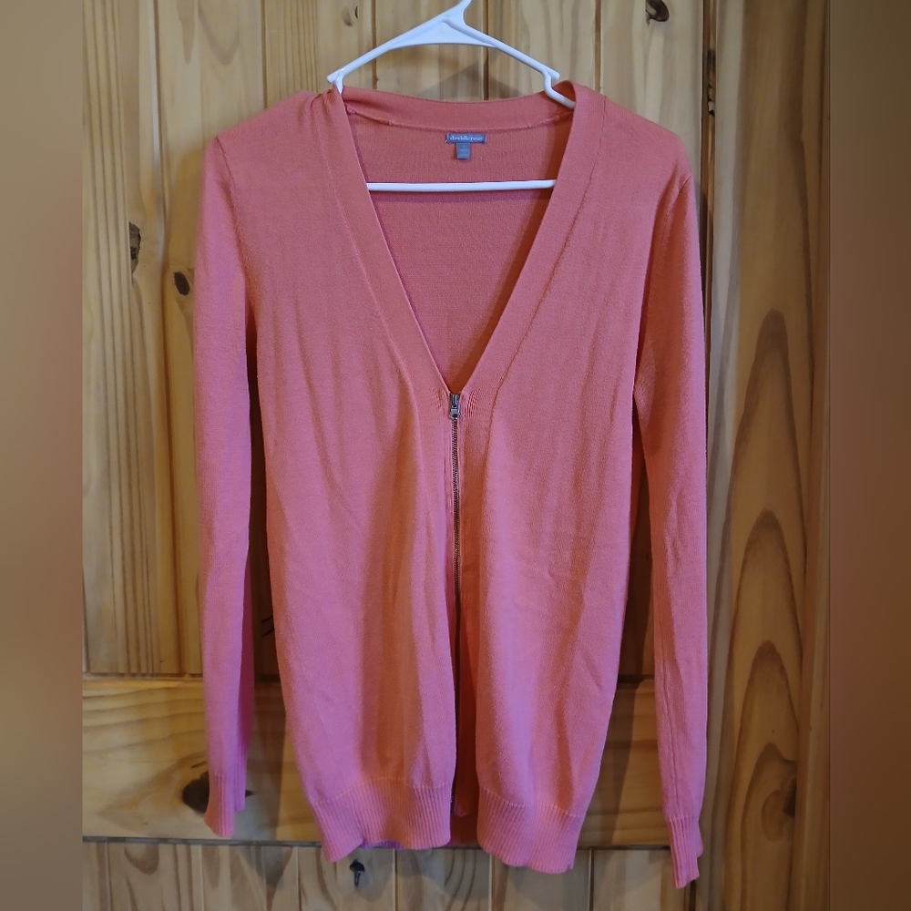 Charlotte Russe V-Neck Coral Sweater Size S